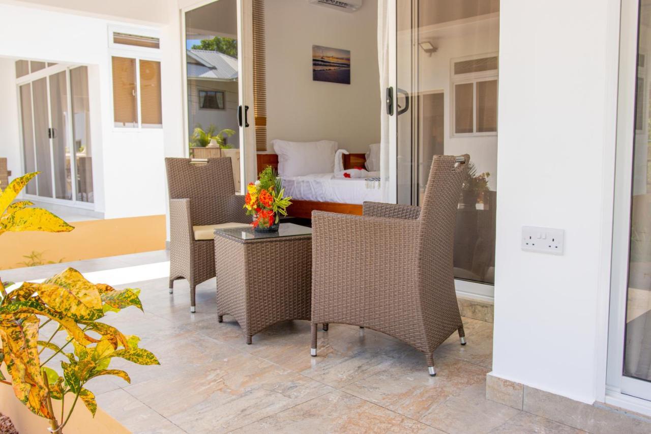 Macmillan'S Holiday Villas Grand Anse  Exterior foto